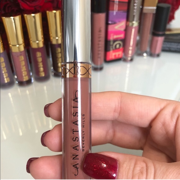 ๐ Anastasia Beverly Hills Liquid Lipstick - ROCK SAND - RARE FIND - Picture 7 of 12